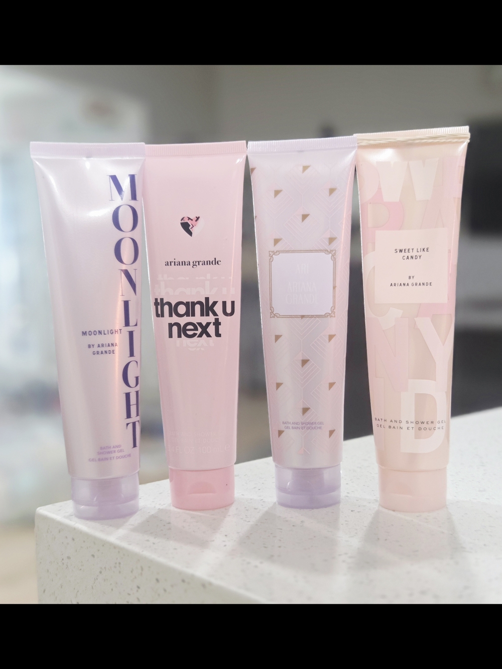 🛁 Ariana Grande Pastel Pink Scented Bath/Shower Gel Set Of 4